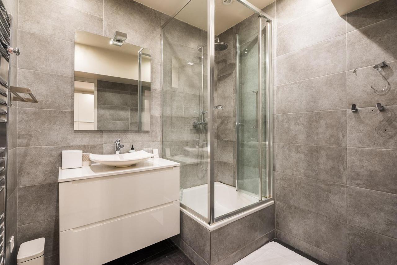 פריז Spacious Apartment-2Br-4P-Boulevard Saint-Germain מראה חיצוני תמונה